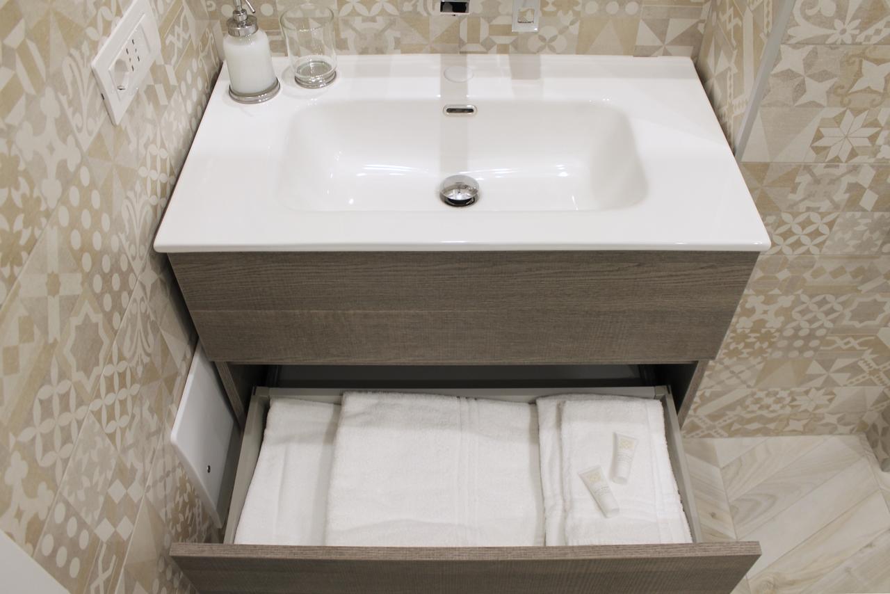 ホテル Bed No Breakfast Ak 2 ナポリ エクステリア 写真
